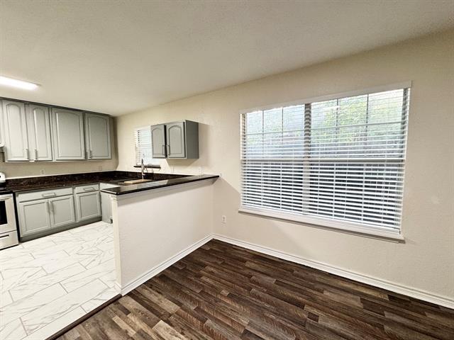 Building Photo - 149 E Marguerita Dr