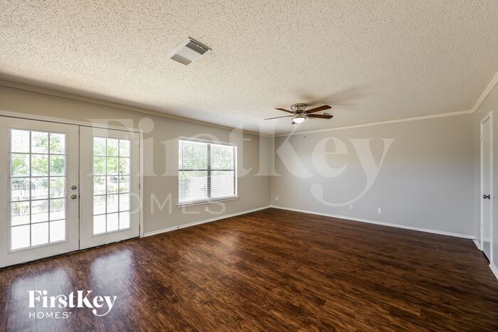 Building Photo - 13423 Alder Creek Dr