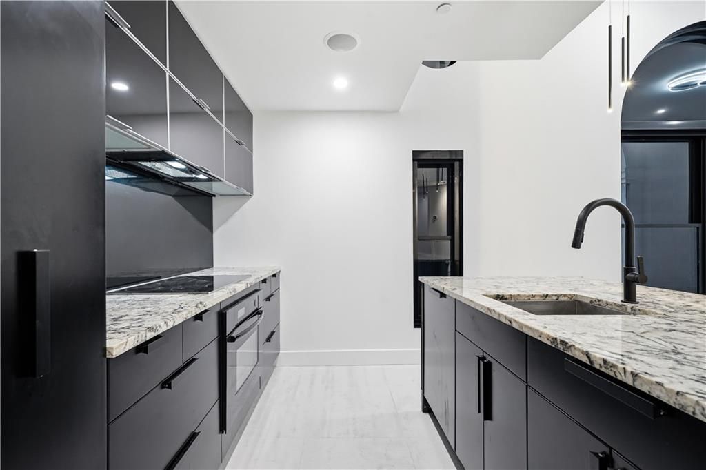 Building Photo - 199 14th St NE