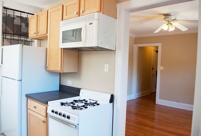 Building Photo - 1303 Maple