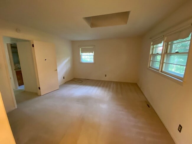 Building Photo - Welcome to your home in Chesopeian Colony,...
