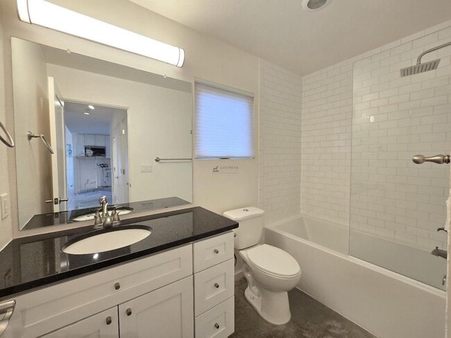 Building Photo - 2180 W Alameda St