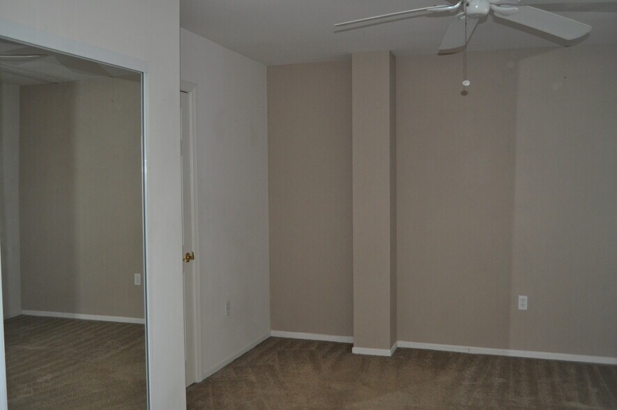 View of bedroom #2 - 1322 Garnet Ave