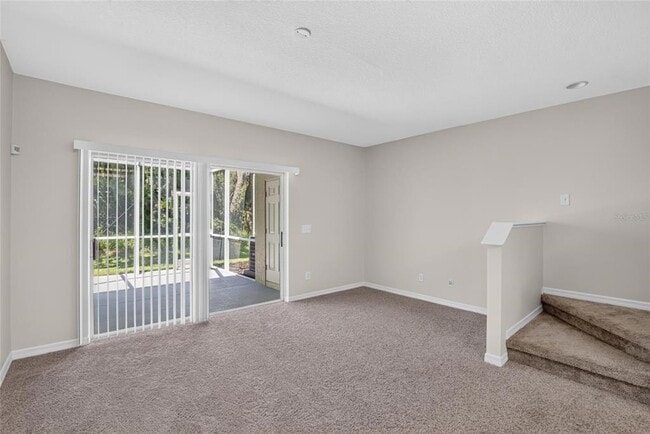 Building Photo - 15768 Fishhawk Falls Dr