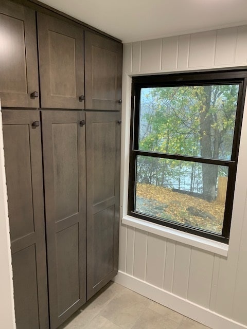 Building Photo - 151 Morrison Dr