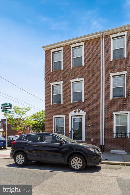 Building Photo - 2683 Edgemont St