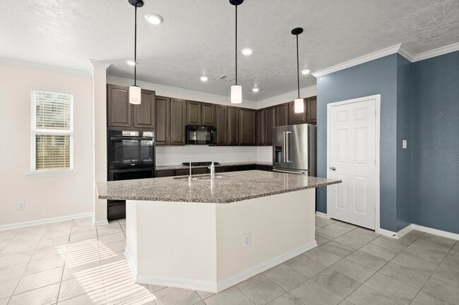 Building Photo - 11606 Gray Alder Dr