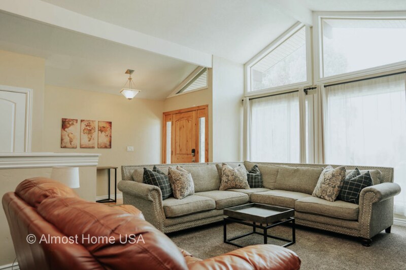 Building Photo - 9722 Buttonwood Cir