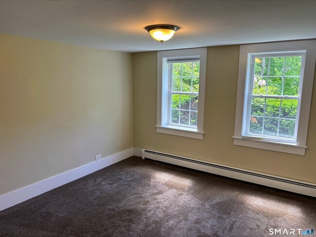 Building Photo - 158 Cow Hill Rd