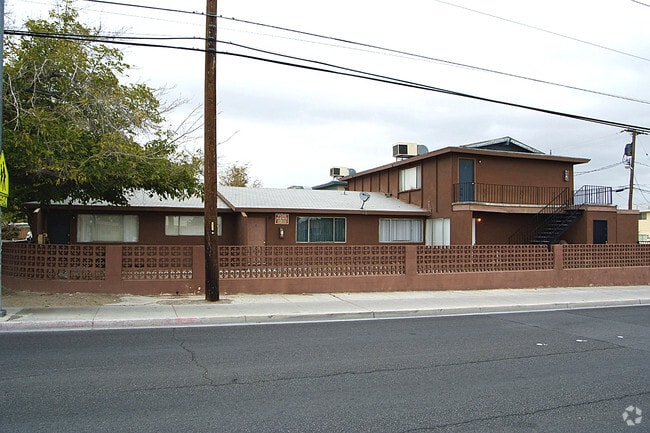 Building Photo - Mountain View Apartments