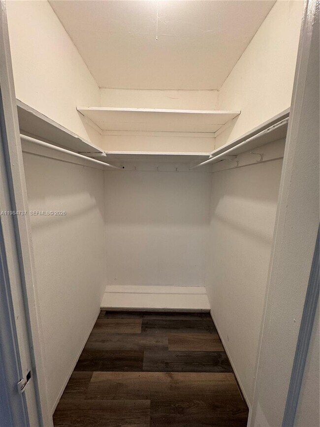 Building Photo - 1711 Fillmore St