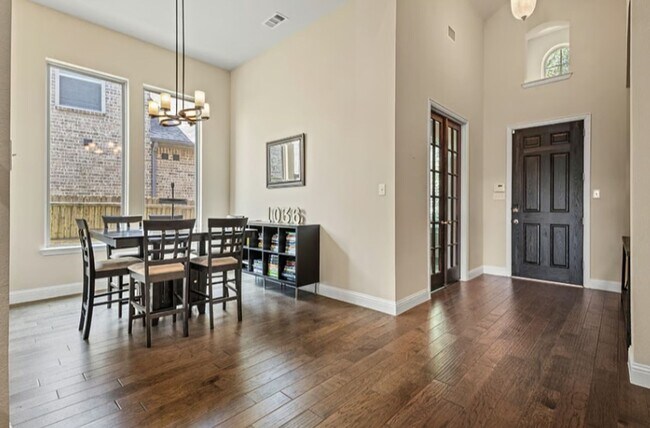Building Photo - Entertainer's Home in Forney!