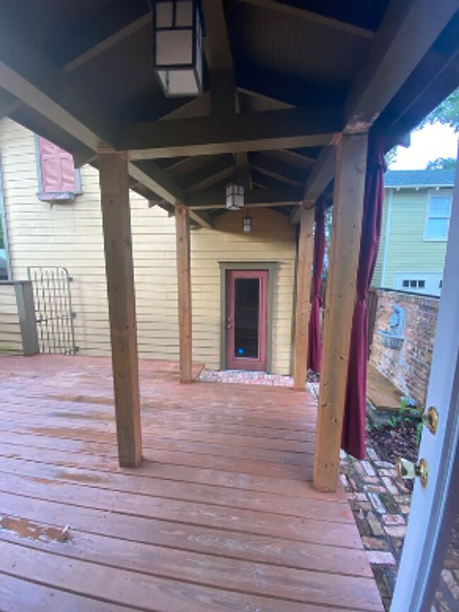 Building Photo - 3 Bedroom 2 Bath in Historic Orlando for RENT!