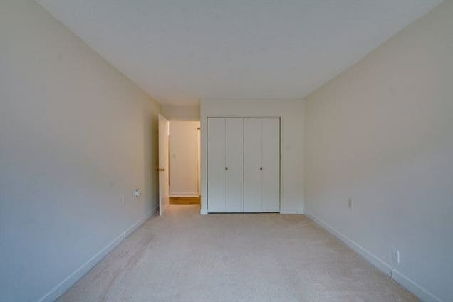 Building Photo - Spacious 2BR / 2BA First-Floor Condo with Balcony & Amenities at Rosemary Ridge