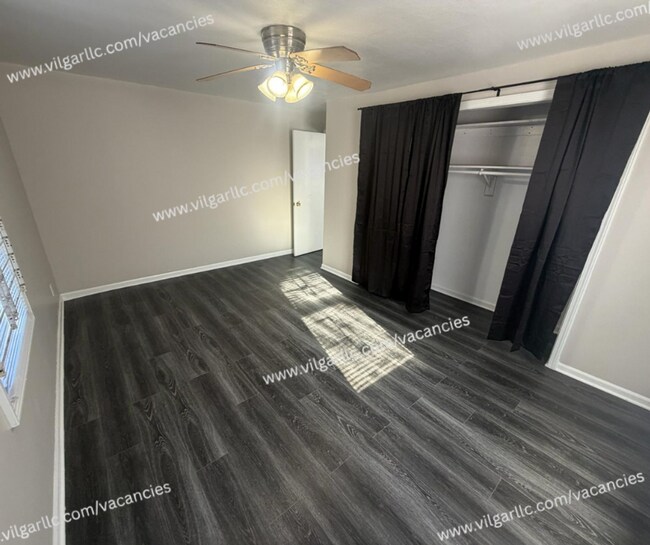 Building Photo - Spacious & well-appointed 3-Bedroom • 1-Bathroom Home