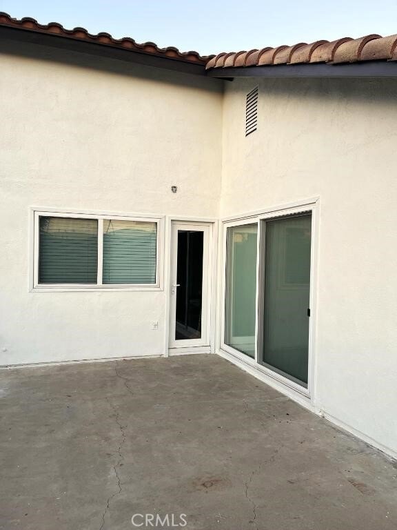 Building Photo - 218 Newcastle Ave