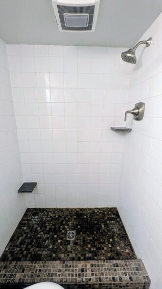 3/4 Bathroom - 1135 E Santa Maria Dr