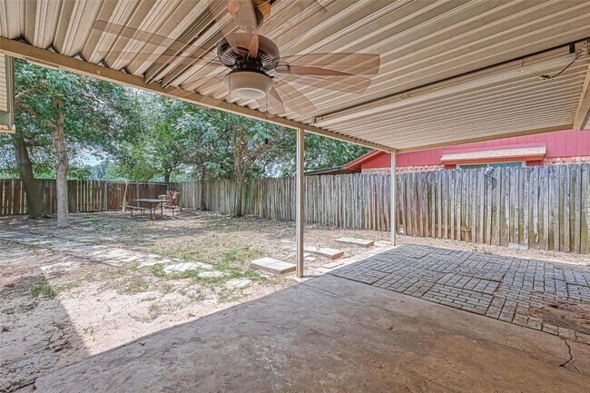 Building Photo - 3527 Acorn Springs Ln