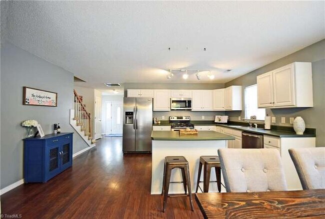 Building Photo - 4833 Lighthouse Ct