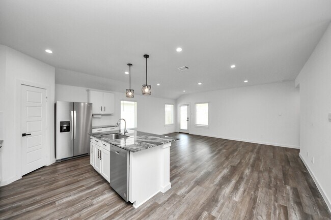 Building Photo - 8747 Cedar Elm Pass