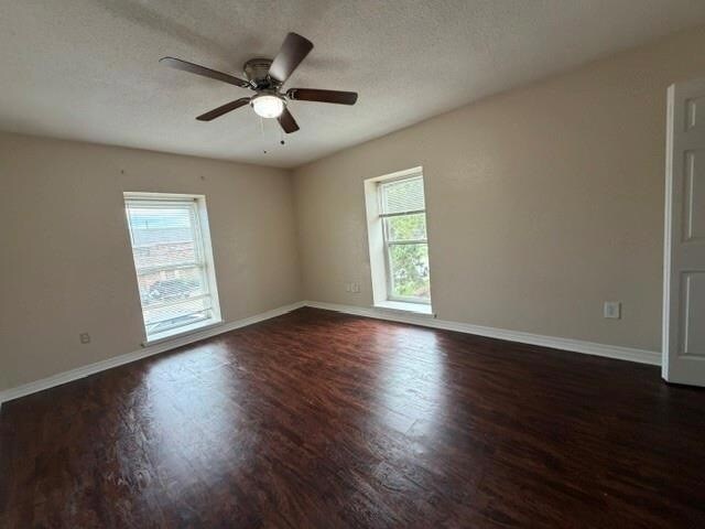 Building Photo - 1752 Newport Pl