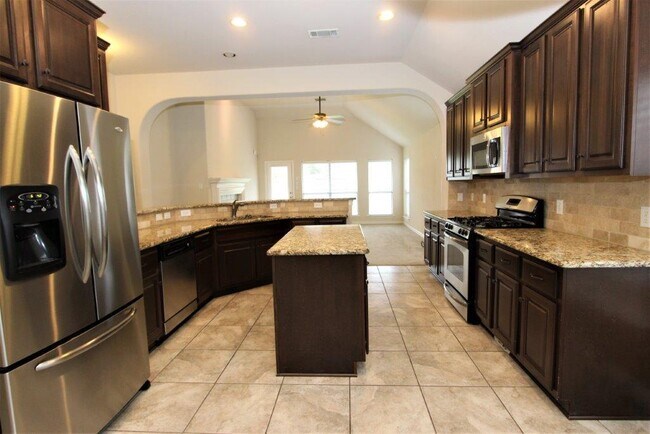 Building Photo - 8902 Peach Oak Crossing