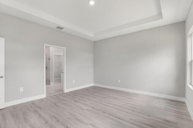 Building Photo - 573 Joy Haven Dr