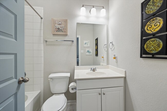 Building Photo - 13309 Emerald Mallard Dr