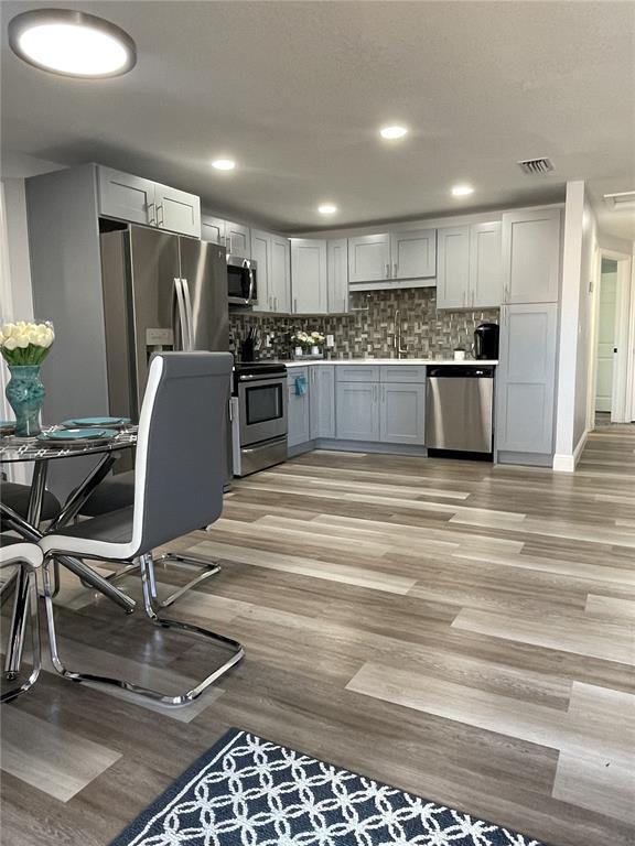 Building Photo - 6024 W Burke St