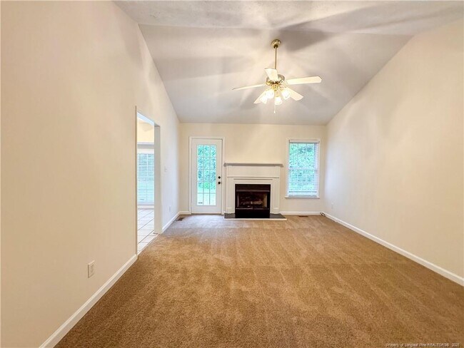 Building Photo - 5641 Middlefield Pl