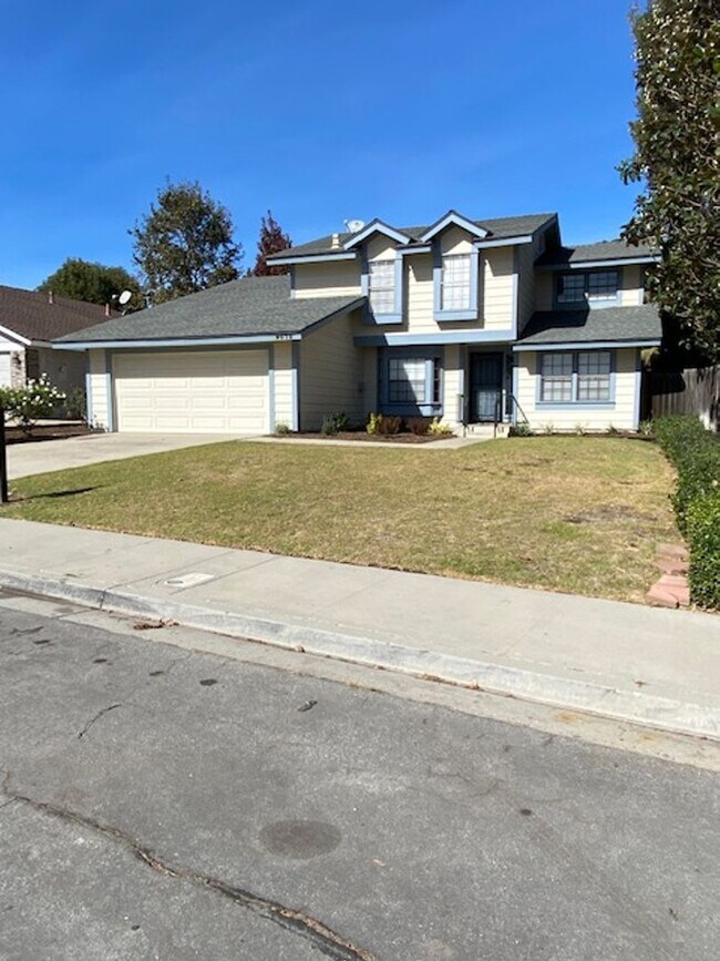 Two Story Family Home for Lease 9075 Kennebec St Ventura CA 93004 Apartment Finder