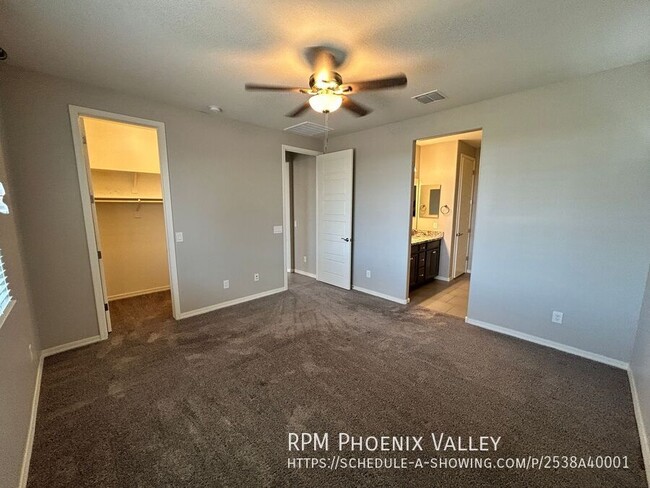 Building Photo - 11541 W Ashby Dr