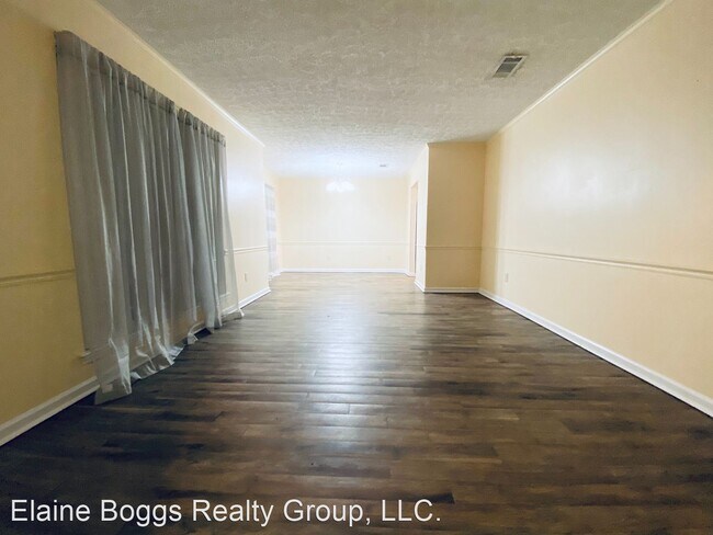 Building Photo - 3 br, 2 bath House - 302 Quail Run Drive