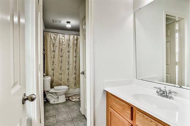 Building Photo - 9921 Delamere Dr