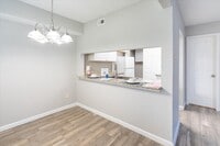Building Photo - 1819 Briarcreek Blvd