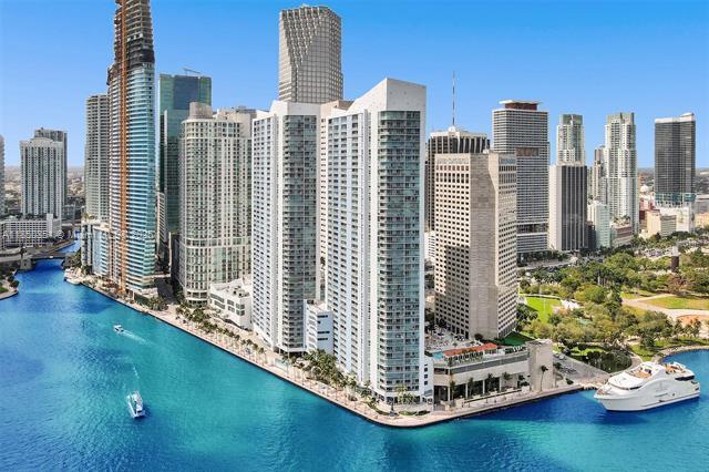 Building Photo - 335 S Biscayne Blvd