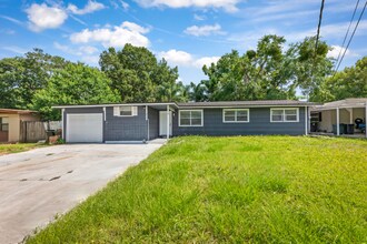 Building Photo - 6750 Snow White Dr