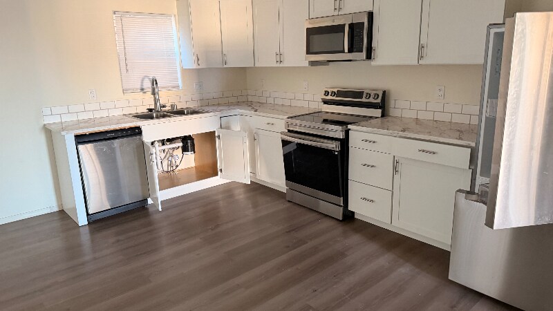 Building Photo - 1323 S Monroe St