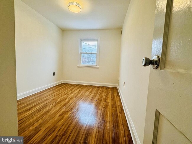 Building Photo - 4118 Buena Vista Ave