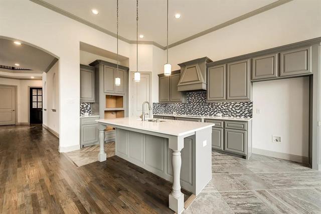 Building Photo - 403 Parrino pkwy