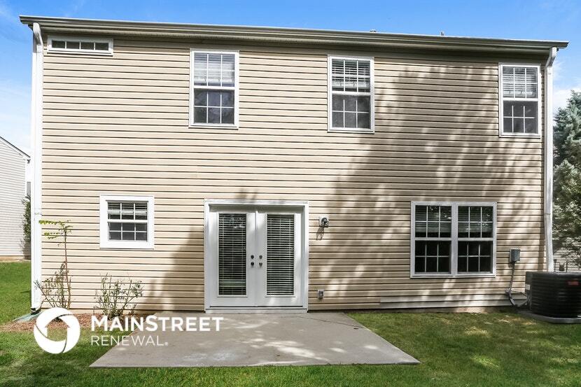 Building Photo - 1325 Crestfield Ct
