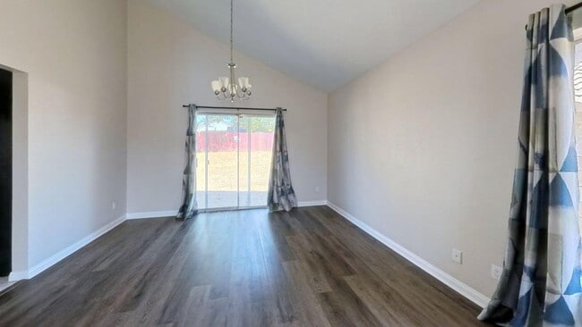 Building Photo - 12658 Heartleaf St