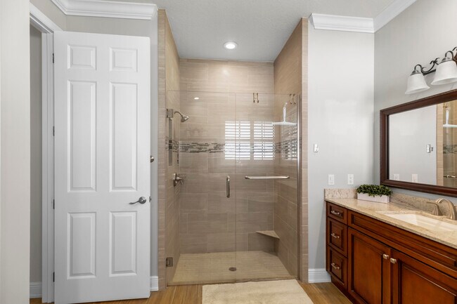 Building Photo - 1509 SW Mockingbird Cir