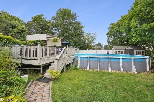 Building Photo - 51 Brookhill Ter