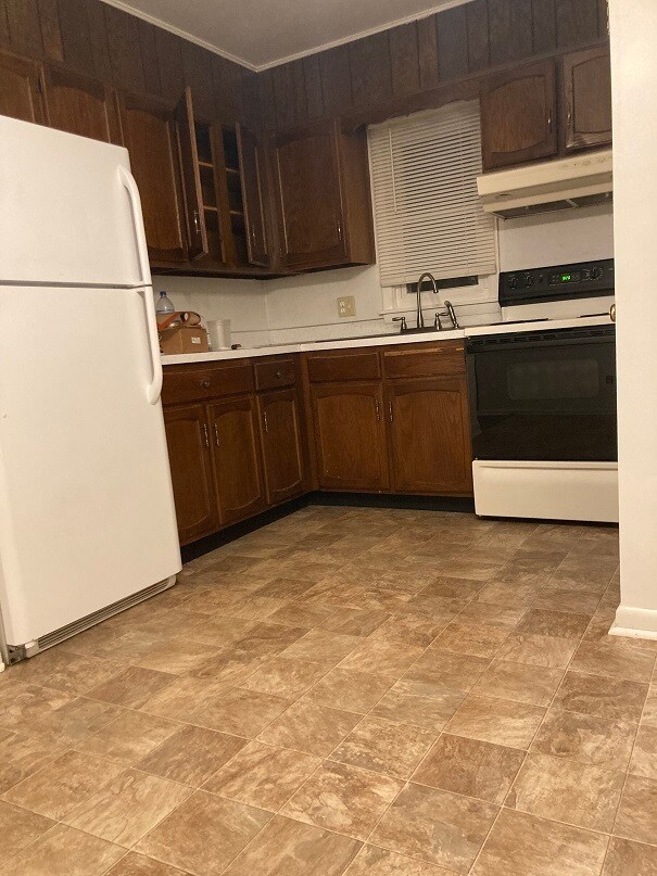 Building Photo - 7 Nott Rd