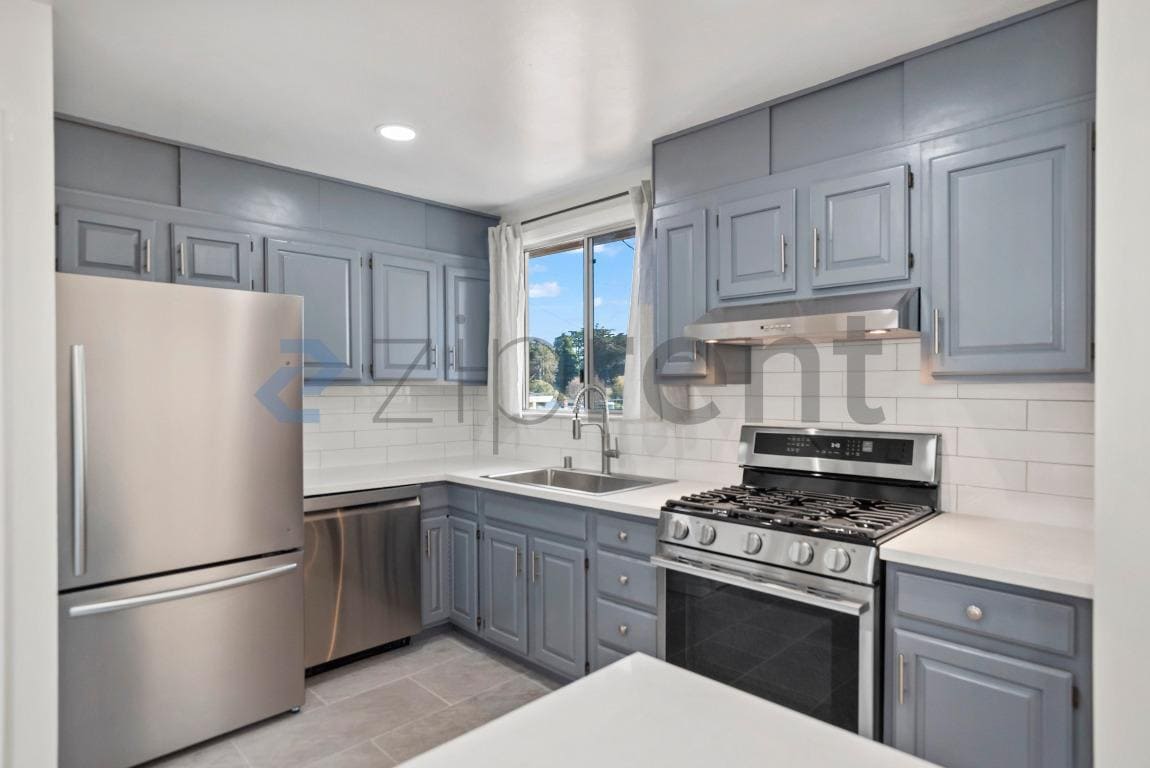 Building Photo - 109 Alta Mesa Dr