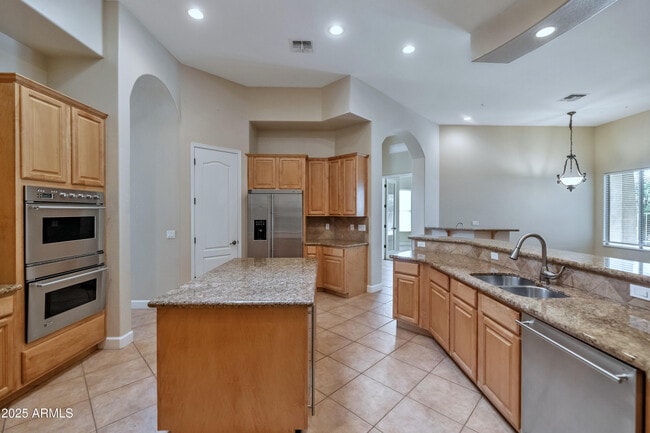 Building Photo - 8535 E Preserve Way