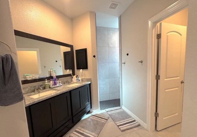 Building Photo - Beautiful 3-Bedroom, 2-Bath Home in East El Paso!