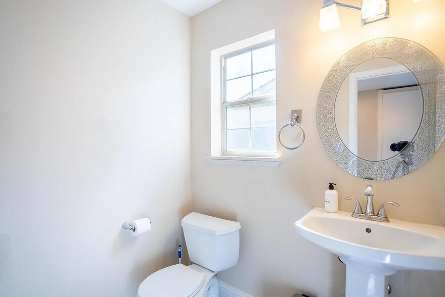 Building Photo - 4841 Cheryl Ct