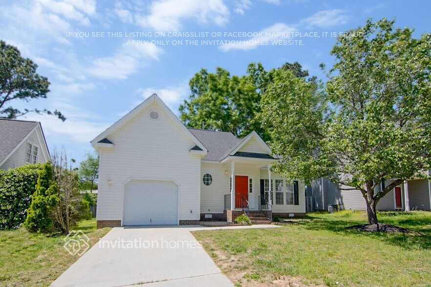 Building Photo - 533 Hanska Way